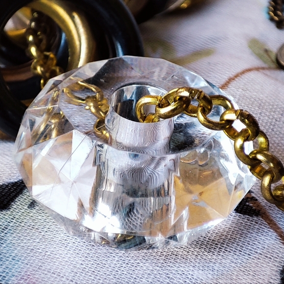 Clear Faceted Chunky Acrylic and Mixed Metal Ring Disc Brass Tone Necklace - Picture 10 of 13